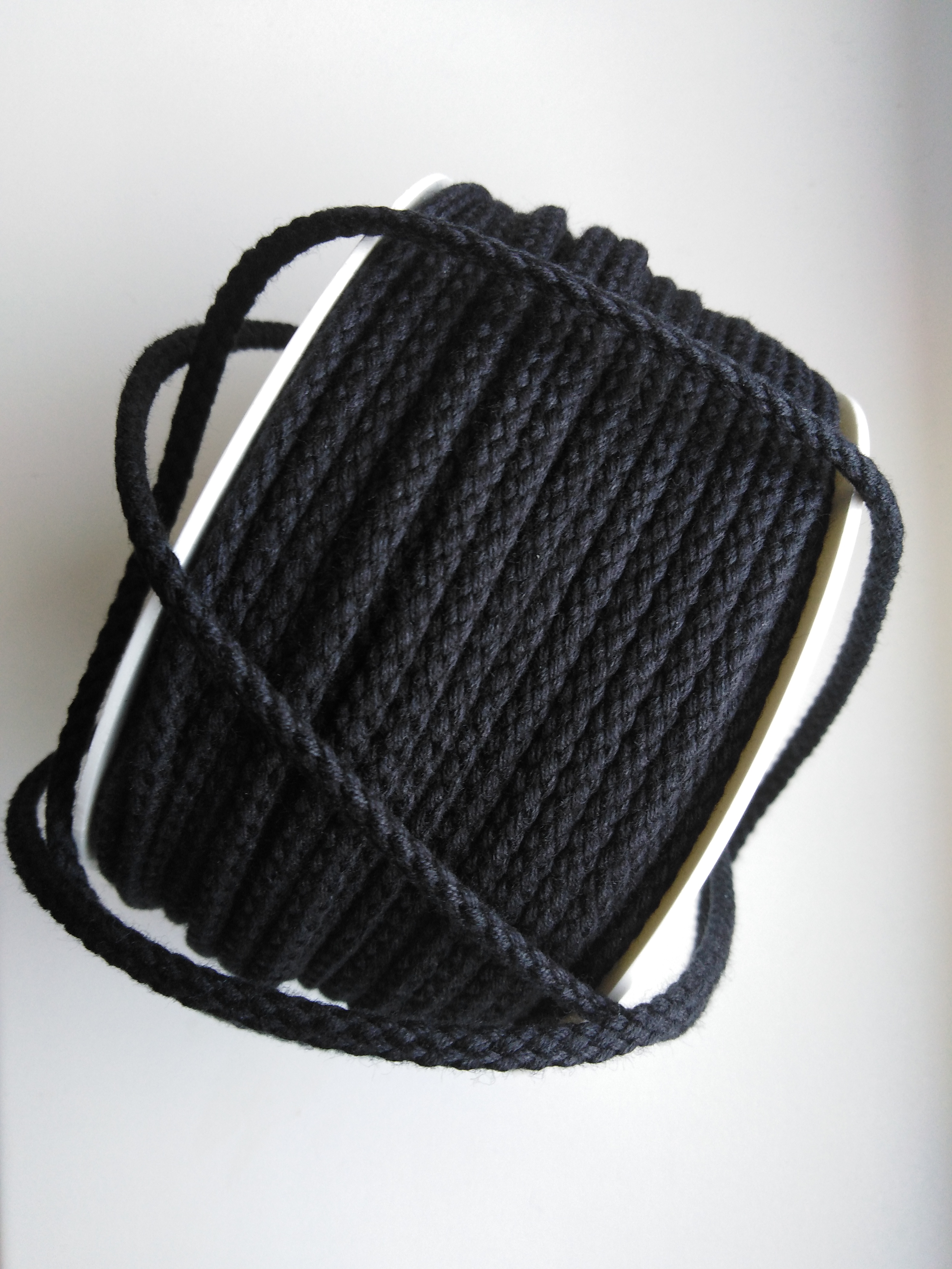 Šňůra proplétaná bavlněná 5,3 mm černá