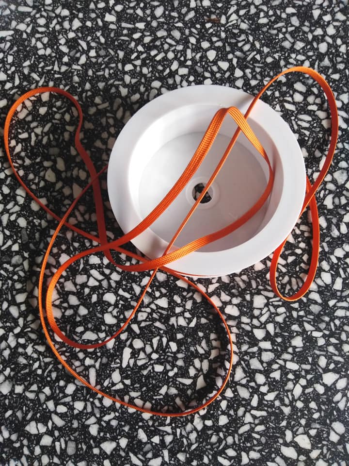 Dutinka šňůra 4 mm oranžová