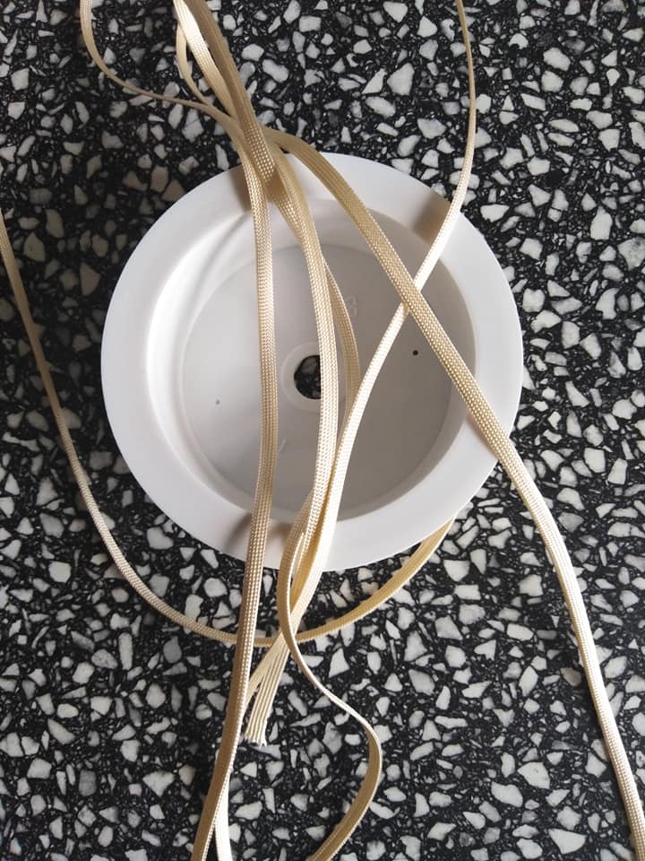 Dutinka šňůra 4 mm světle krémová