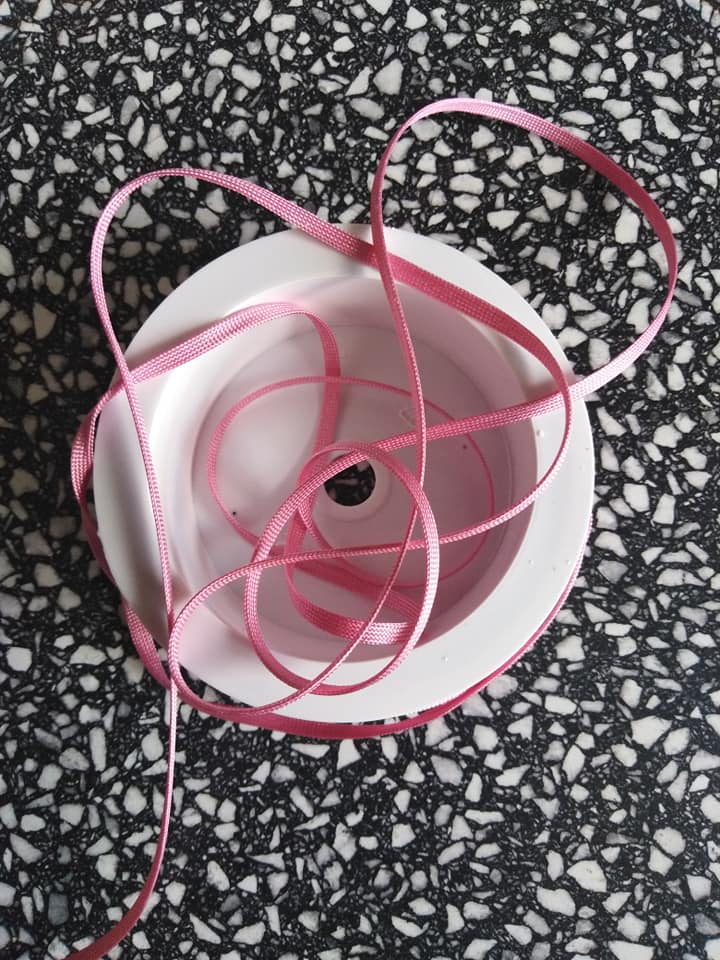 Dutinka šňůra 4 mm růžová