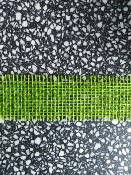 Stuha jutová řezaná 40 mm jarní zeleň