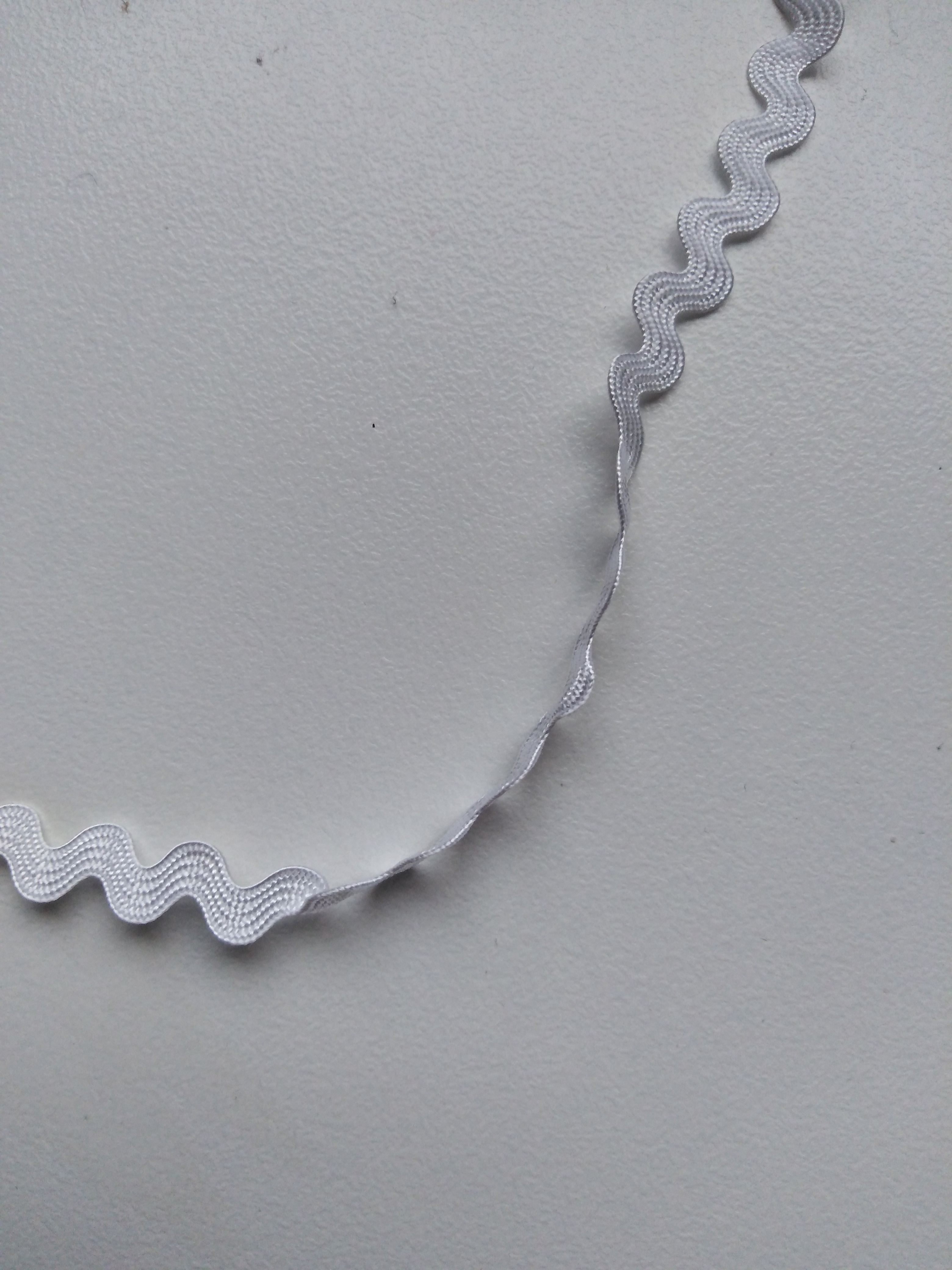 Stuha hadovka 6,4 mm bílá