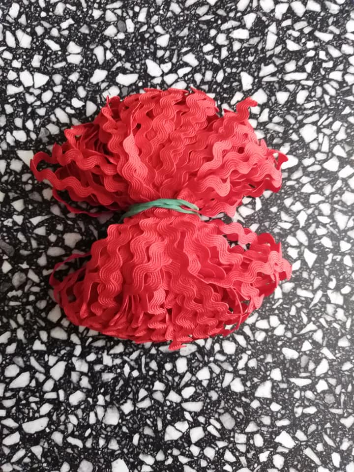 Stuha hadovka 6,4 mm červená