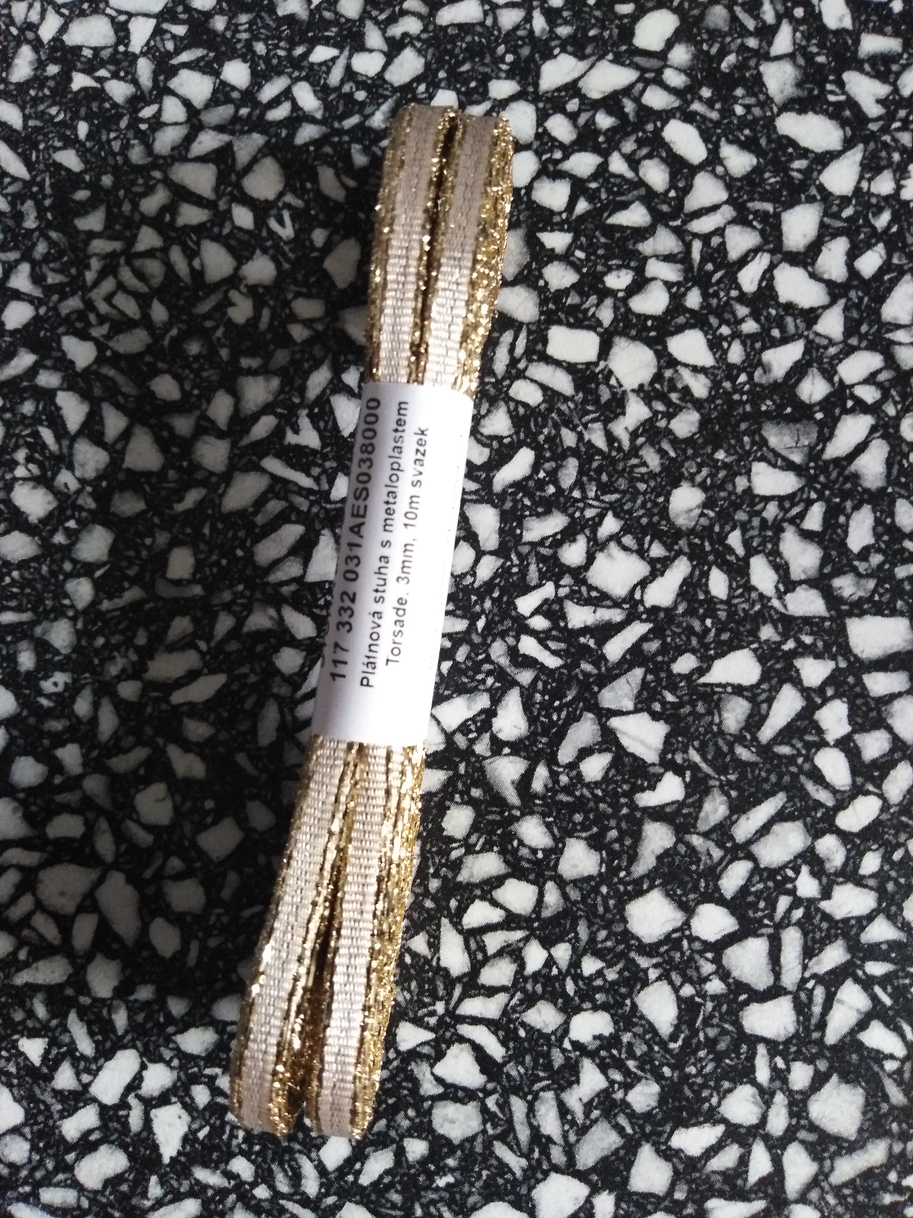 Stuha adjustační 3 mm zlatá