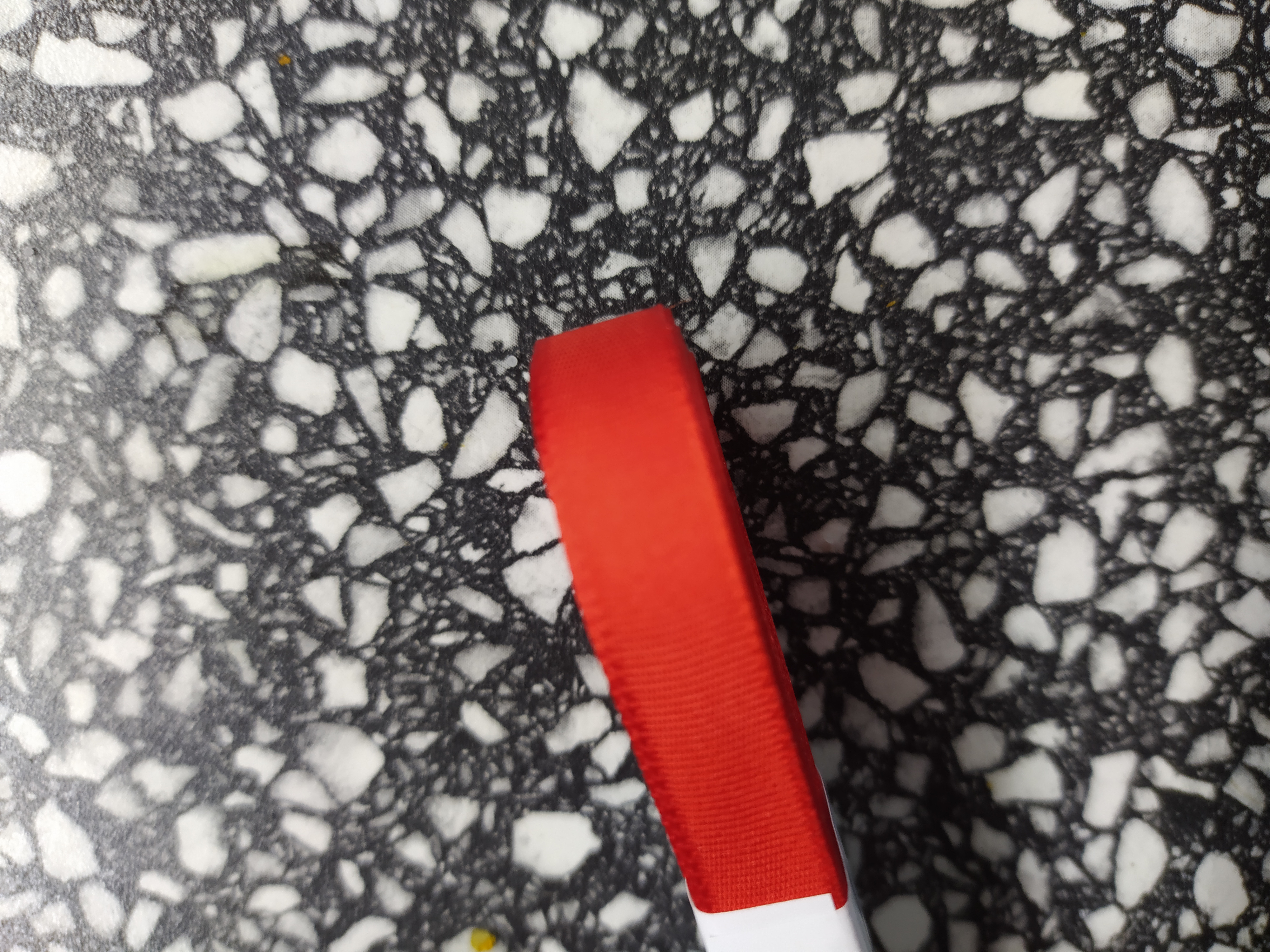 Stuha taftová 9 mm červená