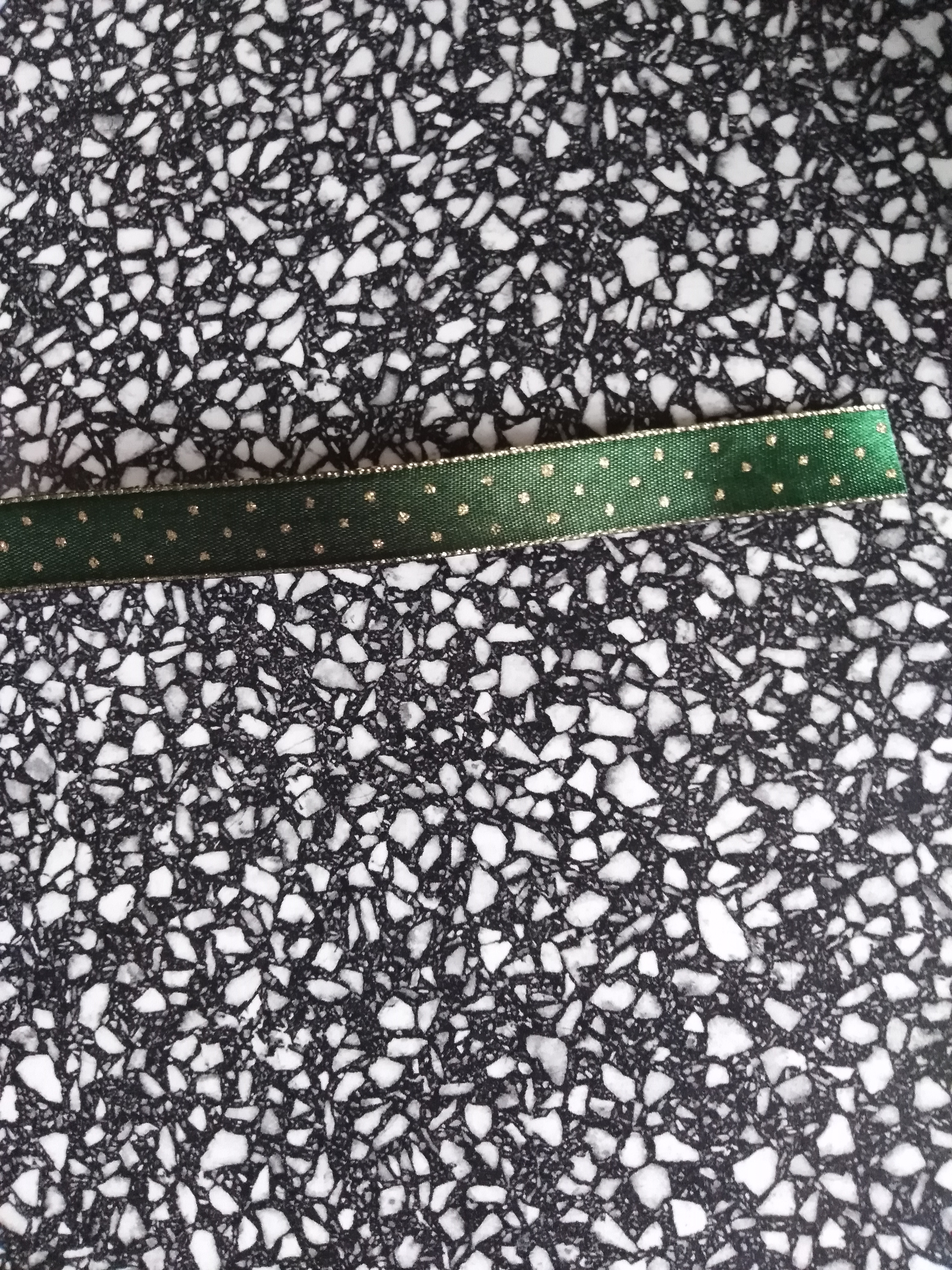 Stuha atlasová s rexorem 15 mm zelená+zlato