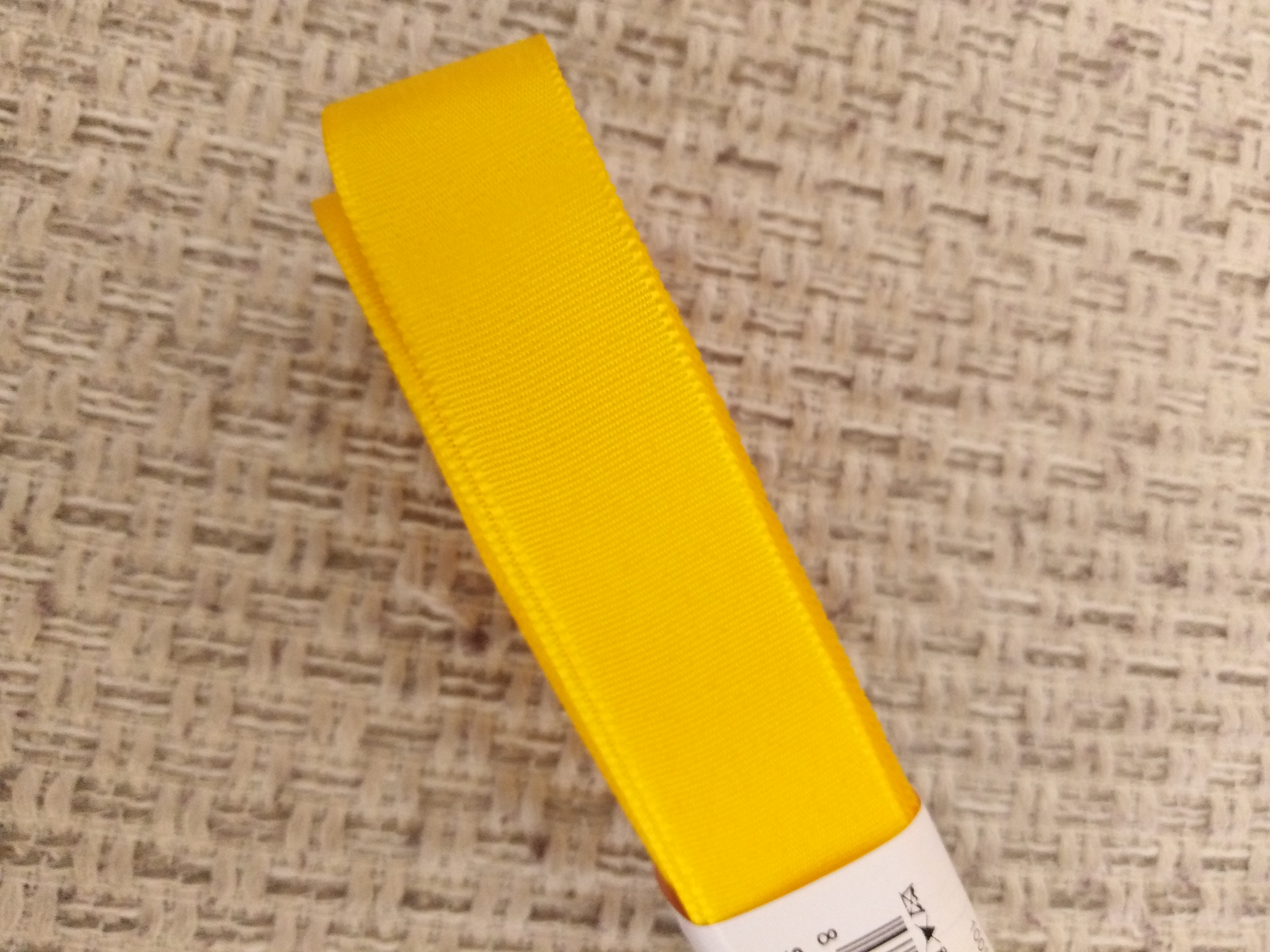 Stuha taftová 20 mm žlutá