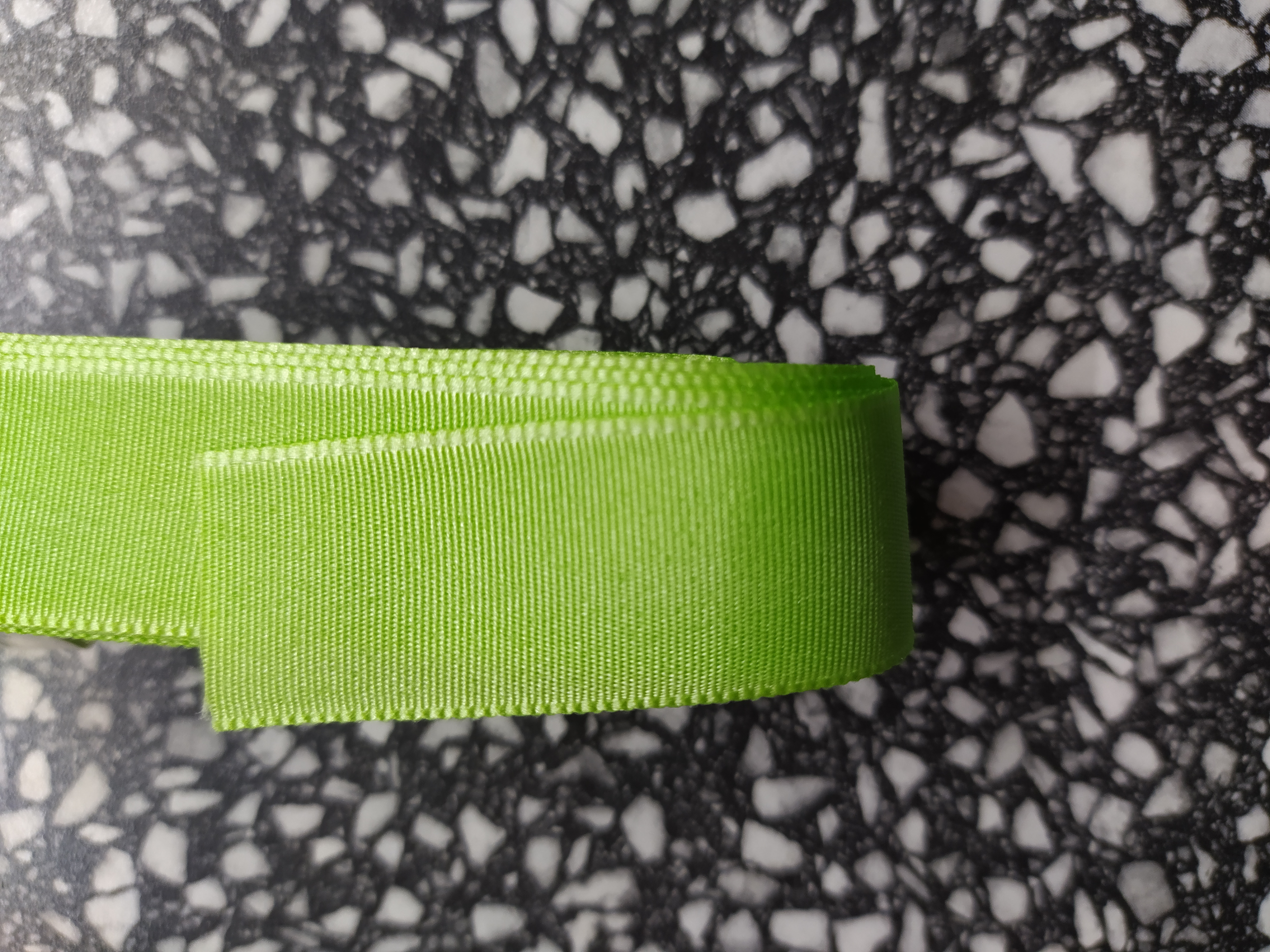 Stuha taftová 20 mm zelenožlutá