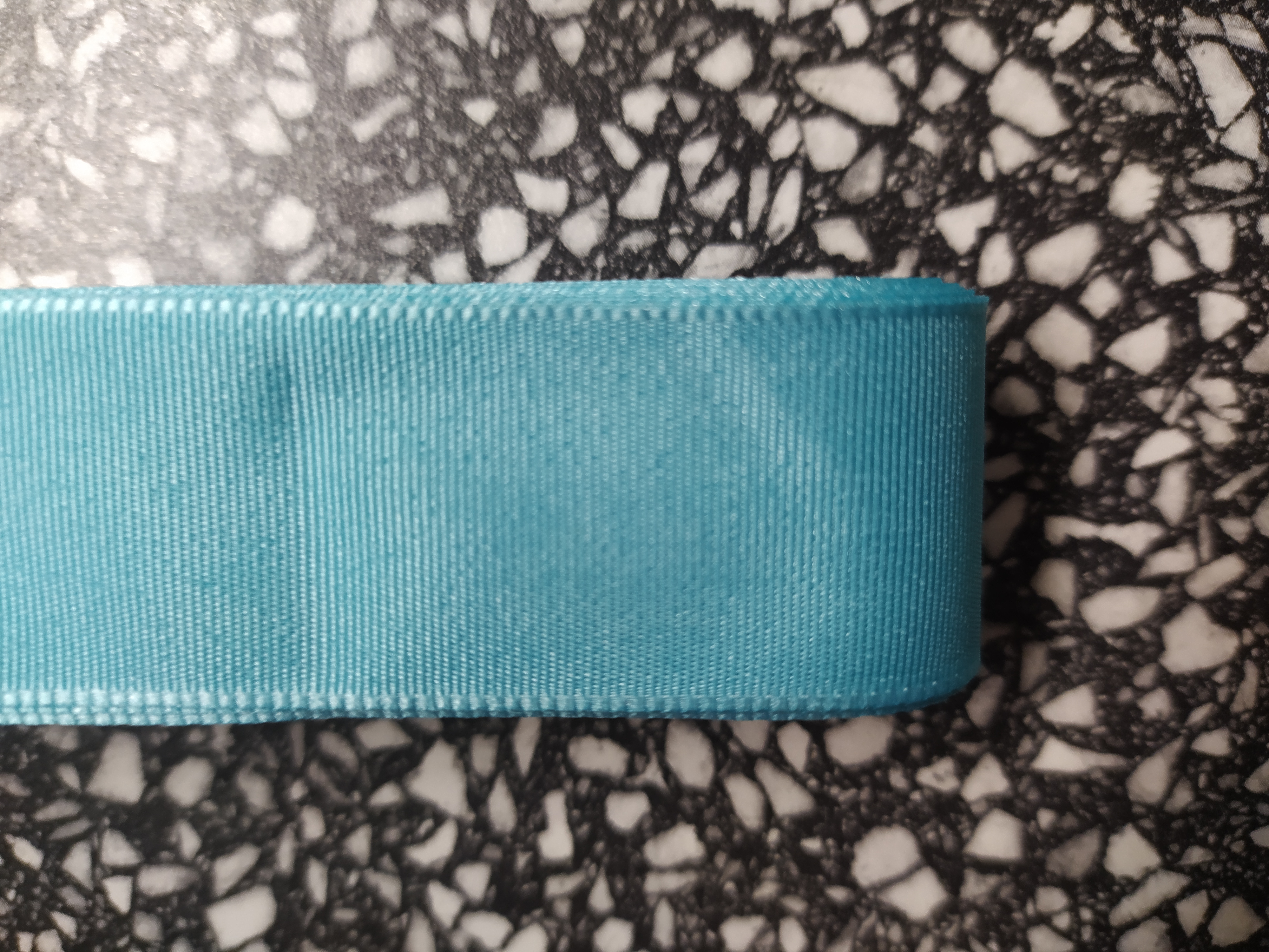 Stuha taftová 25 mm akvamarínová