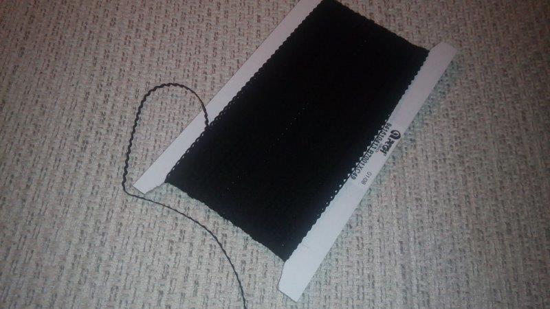 Hadovka šňůrka 4 mm černá