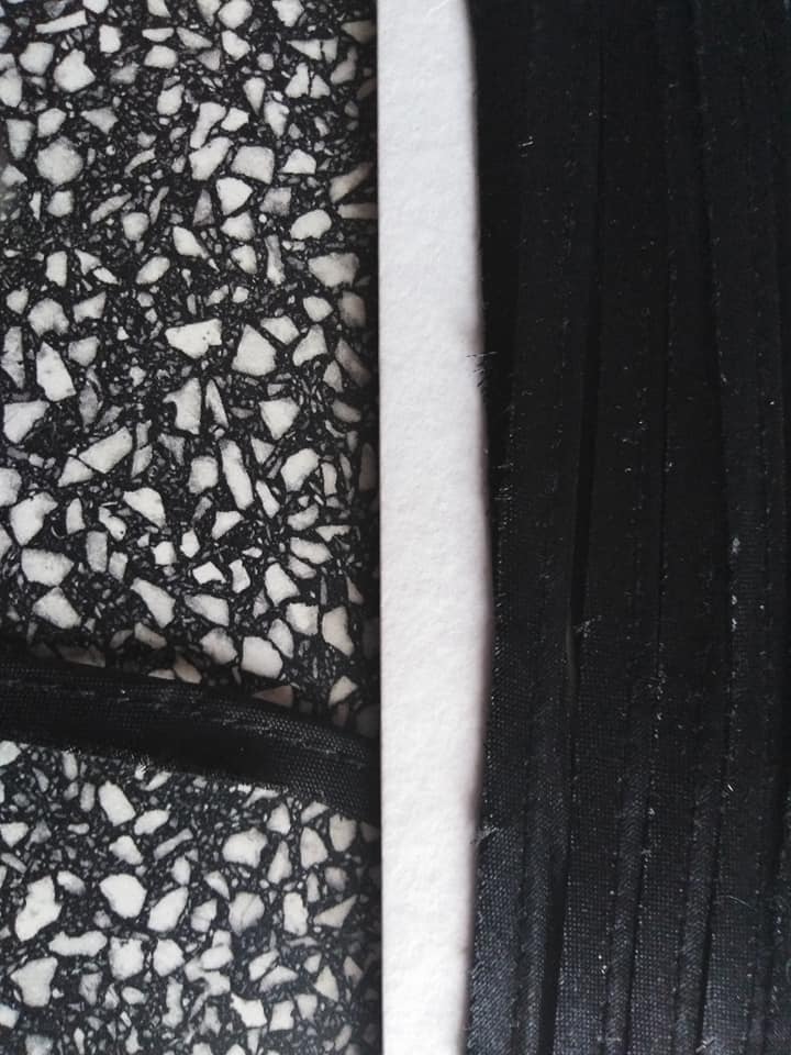 Paspulka saténová 10 mm černá