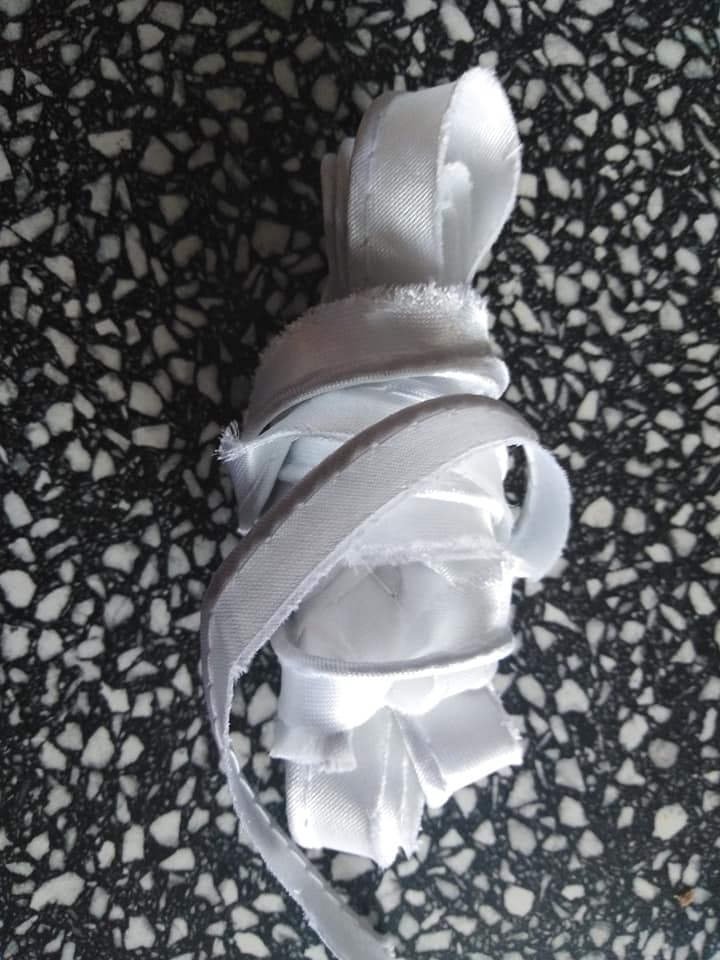 Paspulka saténová 10 mm bílá