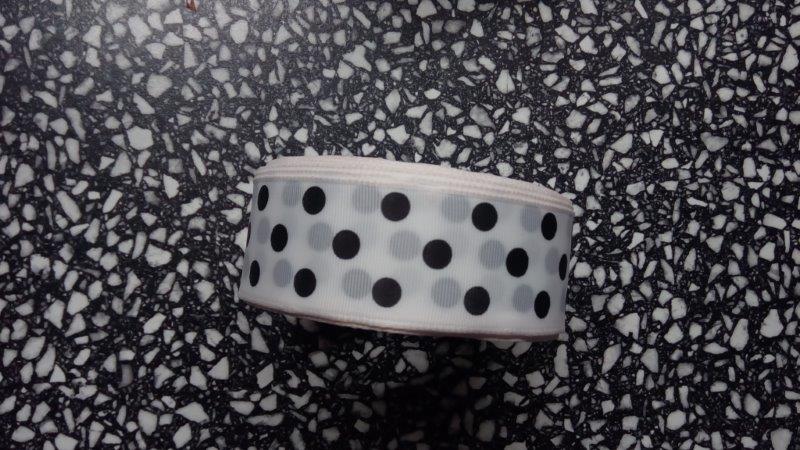 Stuha ozdobná puntík 25 mm