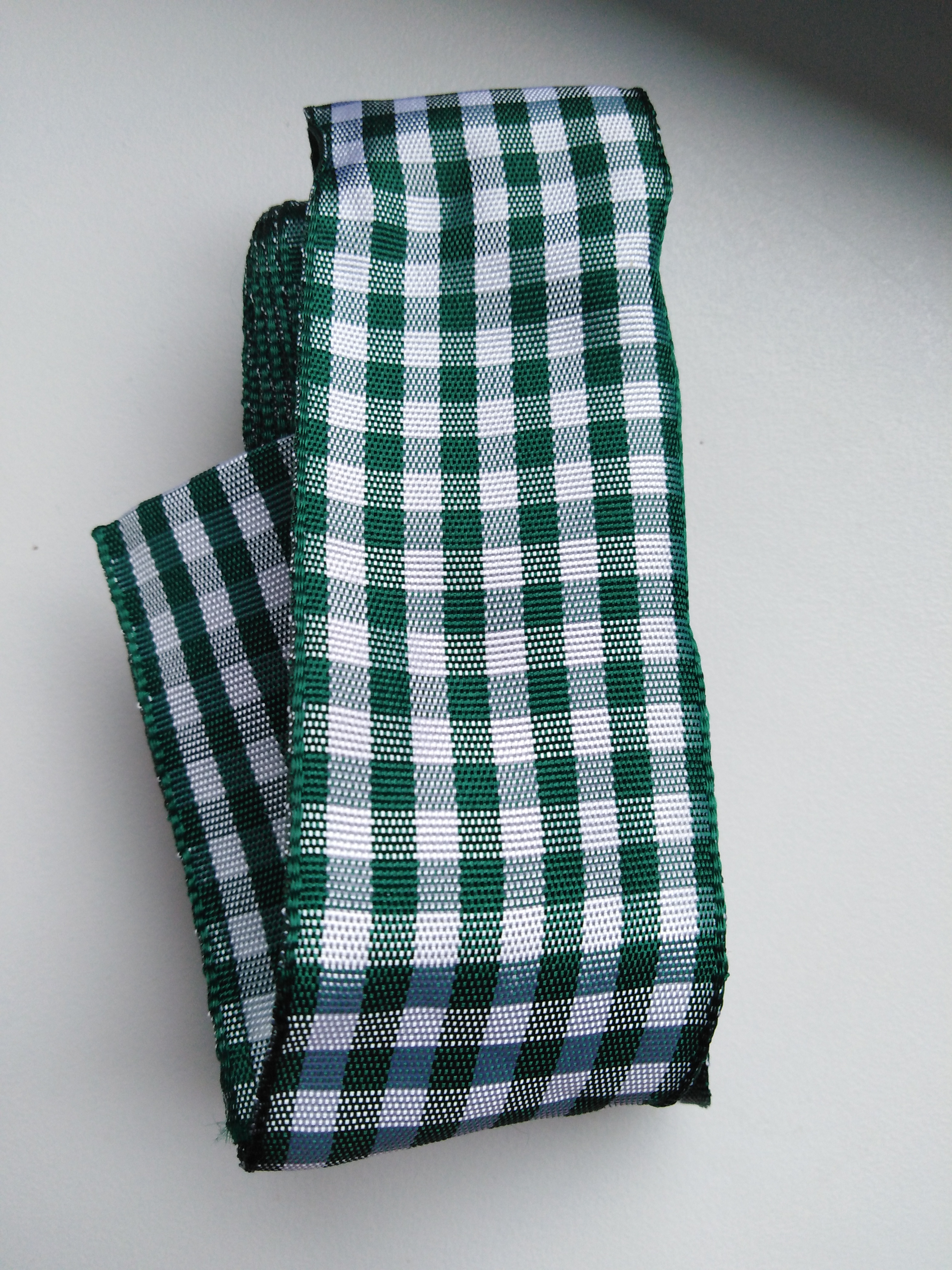 Stuha kostka žakár 40 mm tmavě zelená