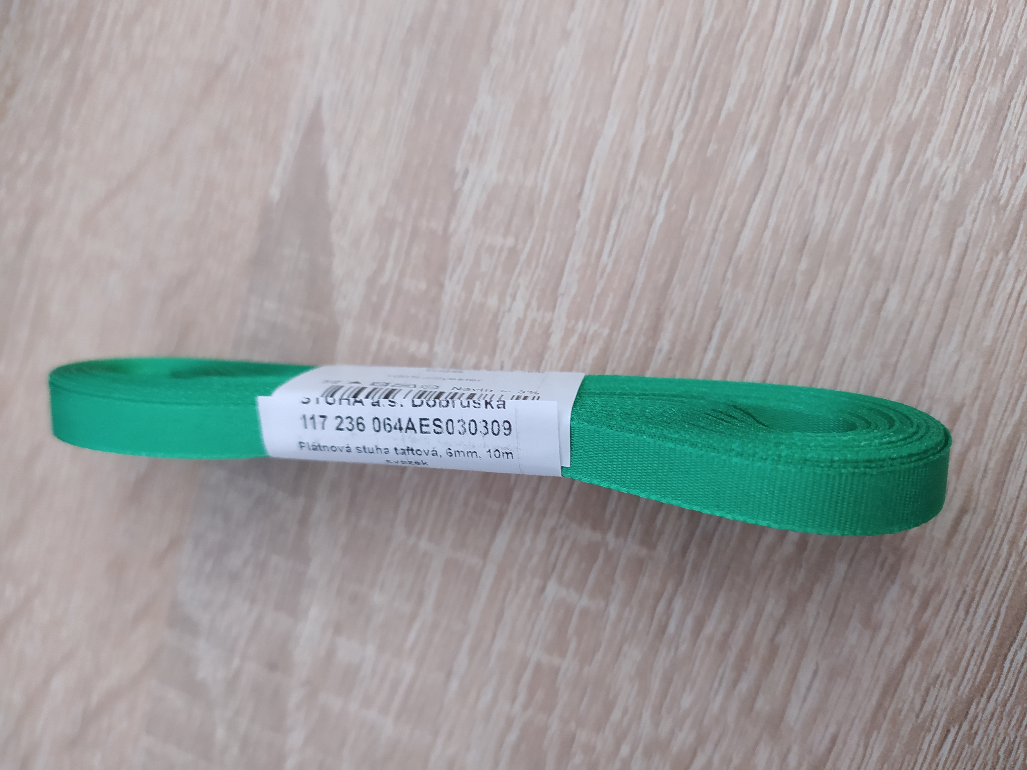 Stuha taftová 6 mm středně zelená