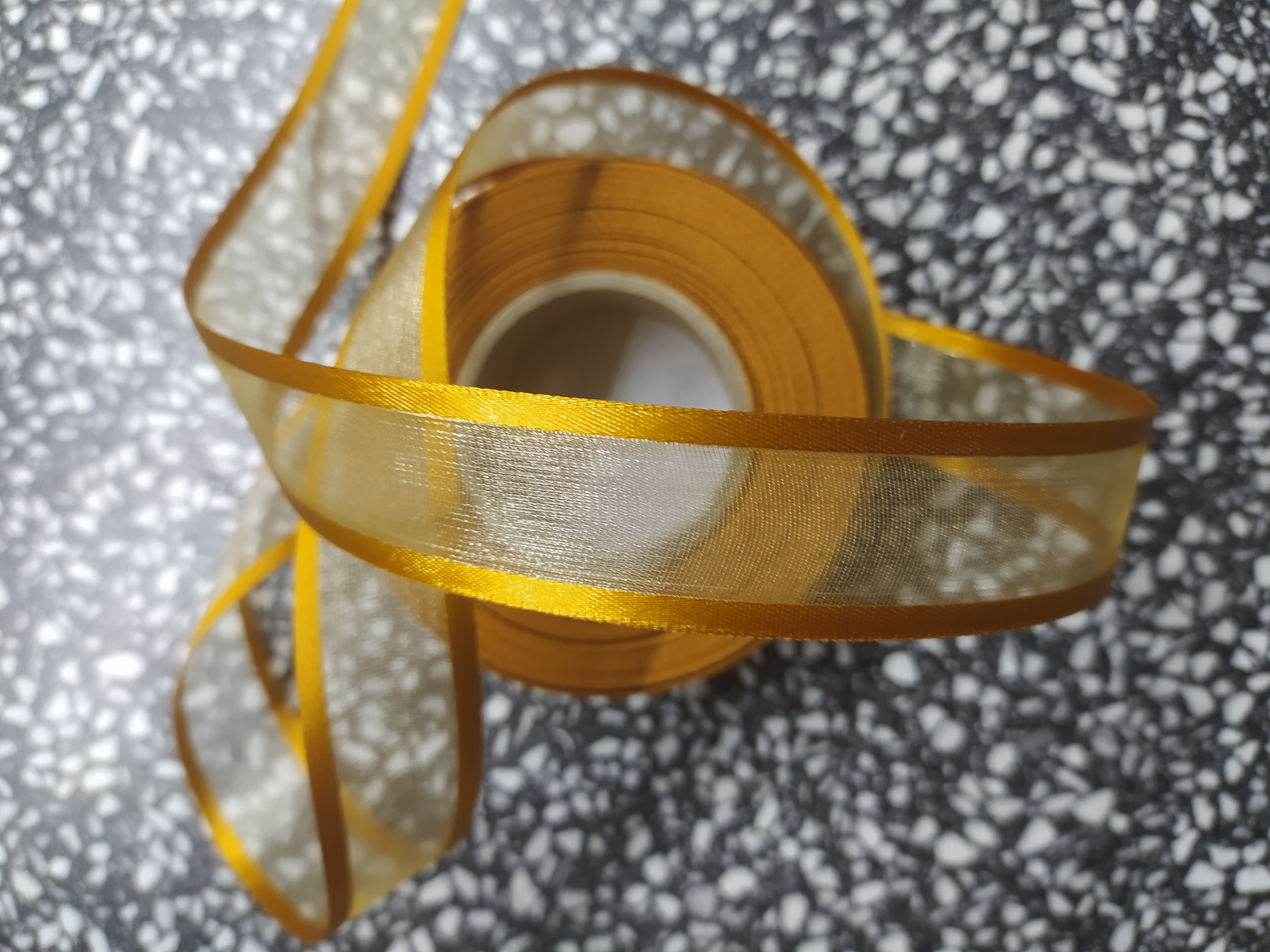 Stuha monofilová s vlascem 25 mm rezavá