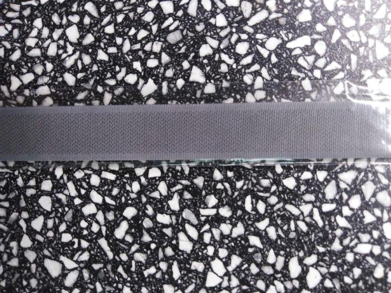 Stuhový uzávěr 20 mm ks 15 cm středně šedý