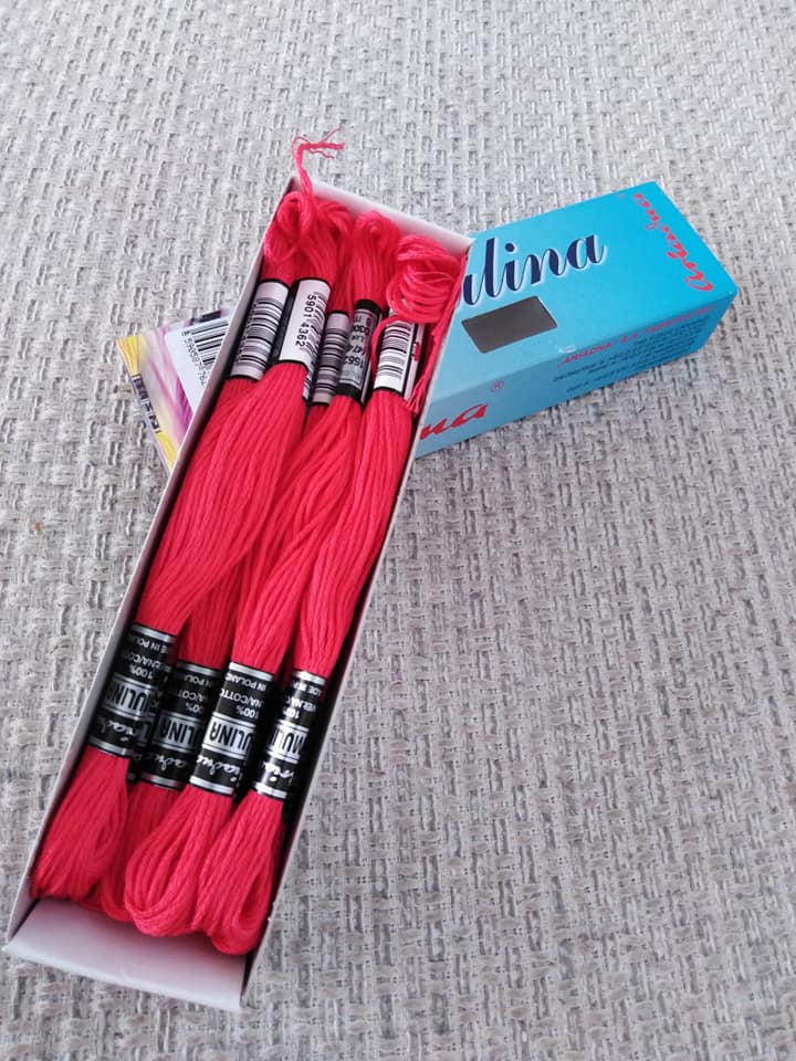 Příze na vyšívání Mulina - Ariadna světle červená 1552