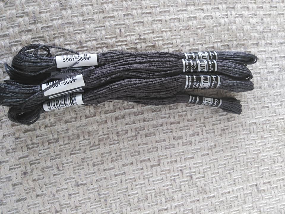 Příze na vyšívání Mulina - Ariadna temně šedá 1818