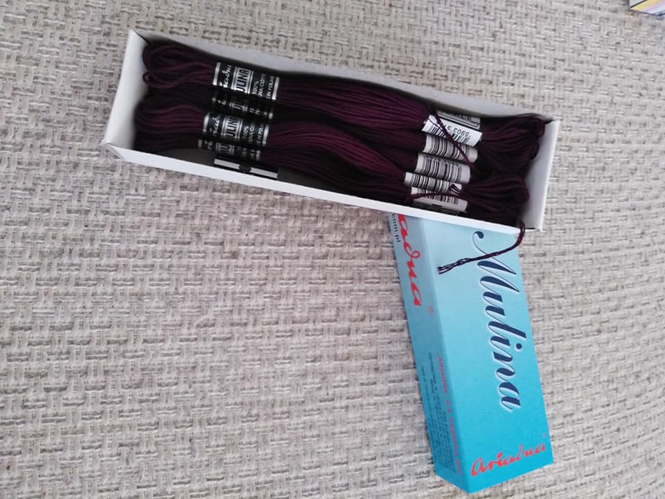 Příze na vyšívání Mulina - Ariadna borůvková 1584