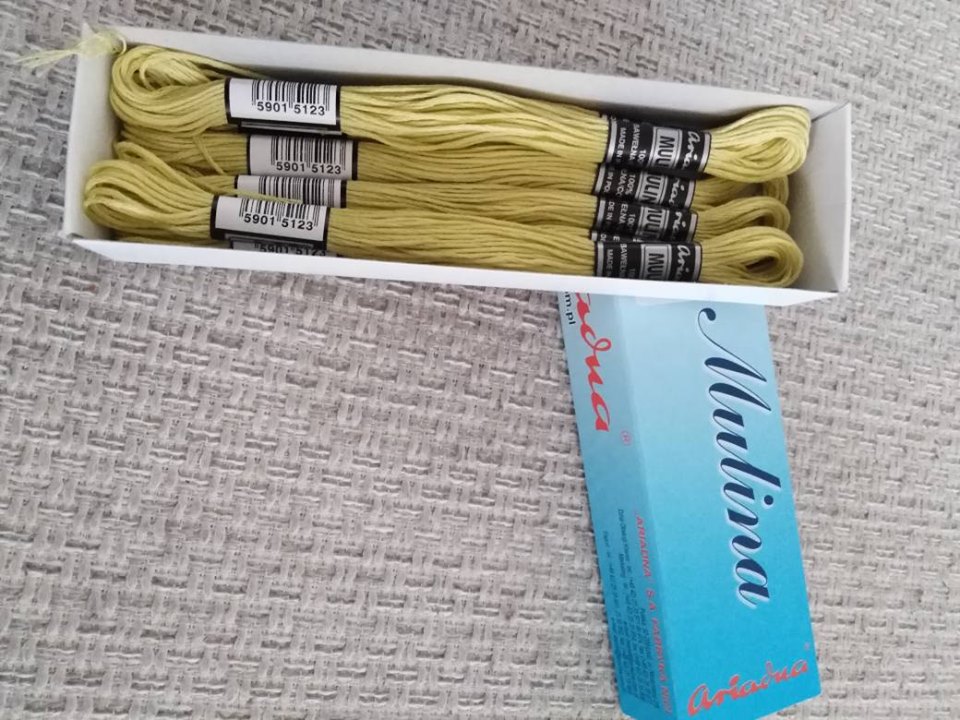 Příze na vyšívání Mulina - Ariadna žlutavá zeleň 1690