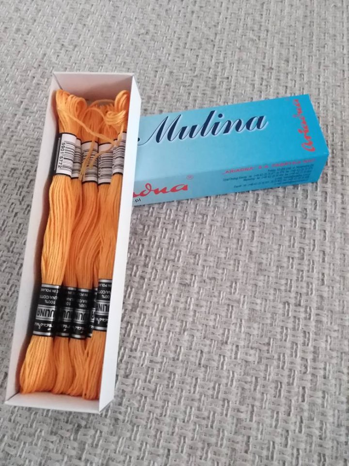 Příze na vyšívání Mulina - Ariadna světle oranžová 1736