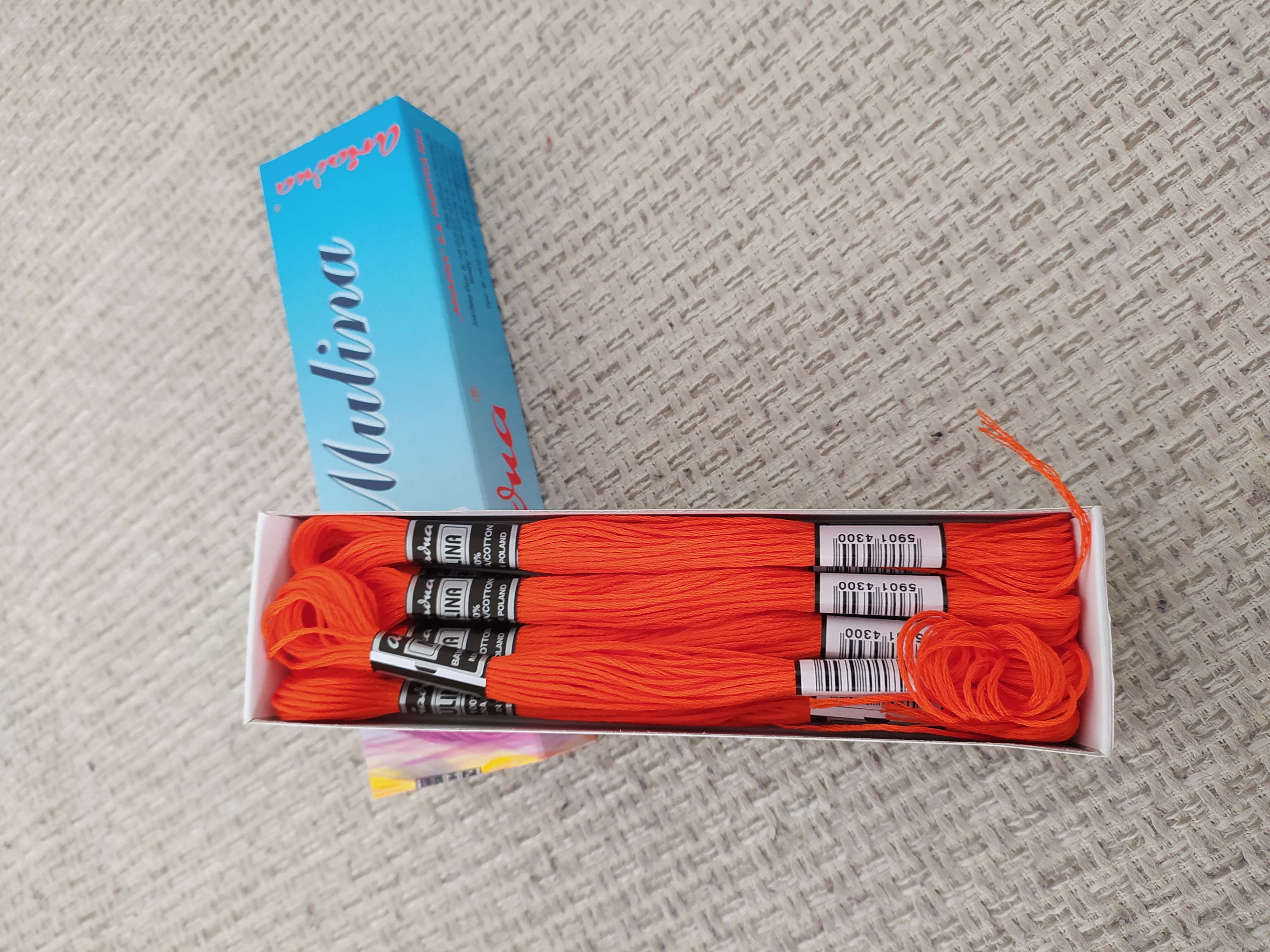 Příze na vyšívání Mulina - Ariadna oranžovohnědá 1520