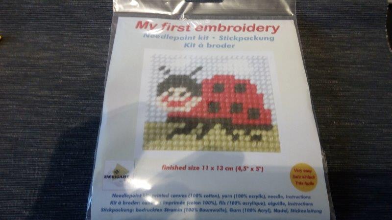 Vyšívací sada 11 x 13 cm beruška