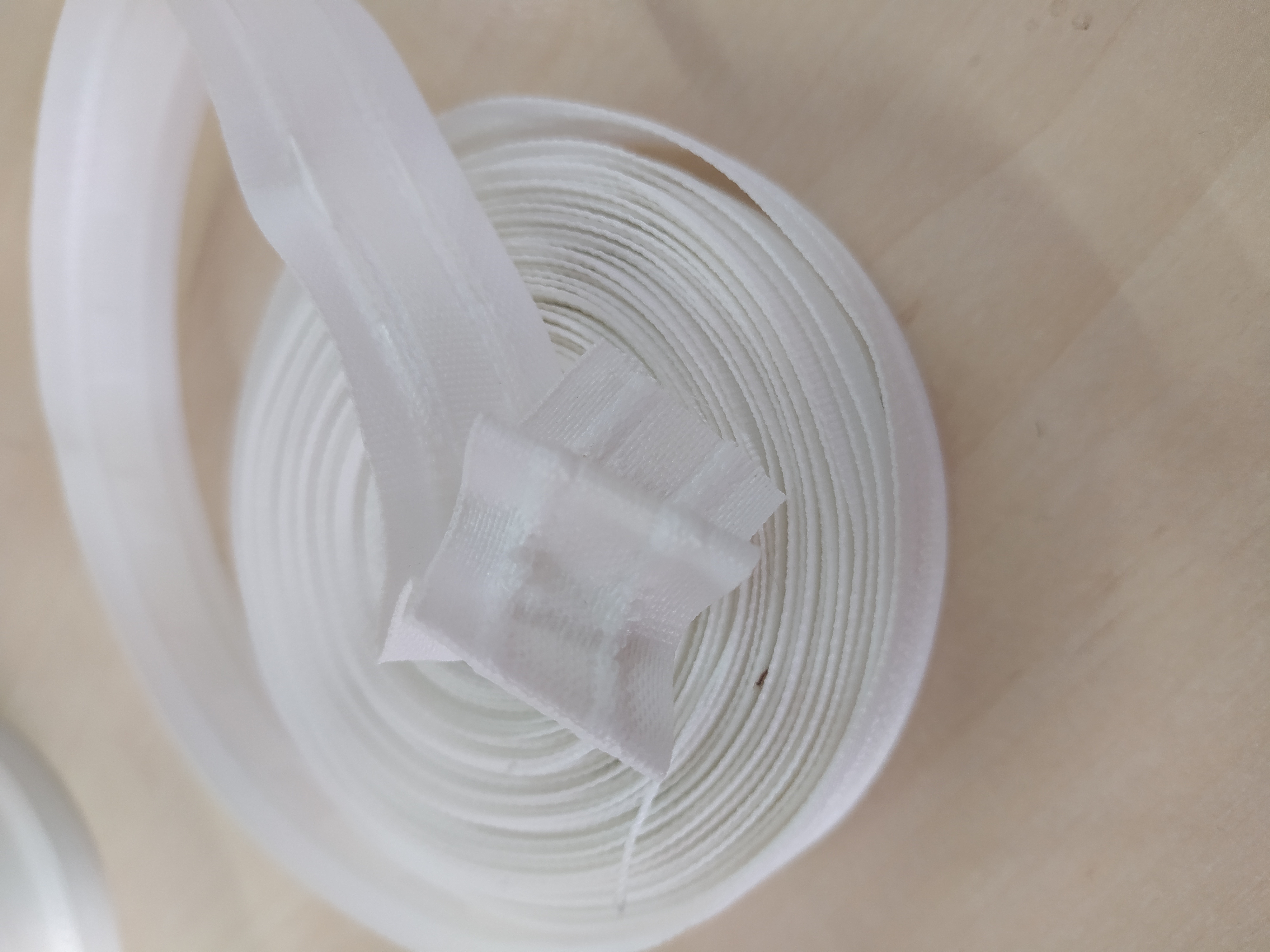 Záclonová stuha - záclonovka 25 mm bílá tužkové řasení