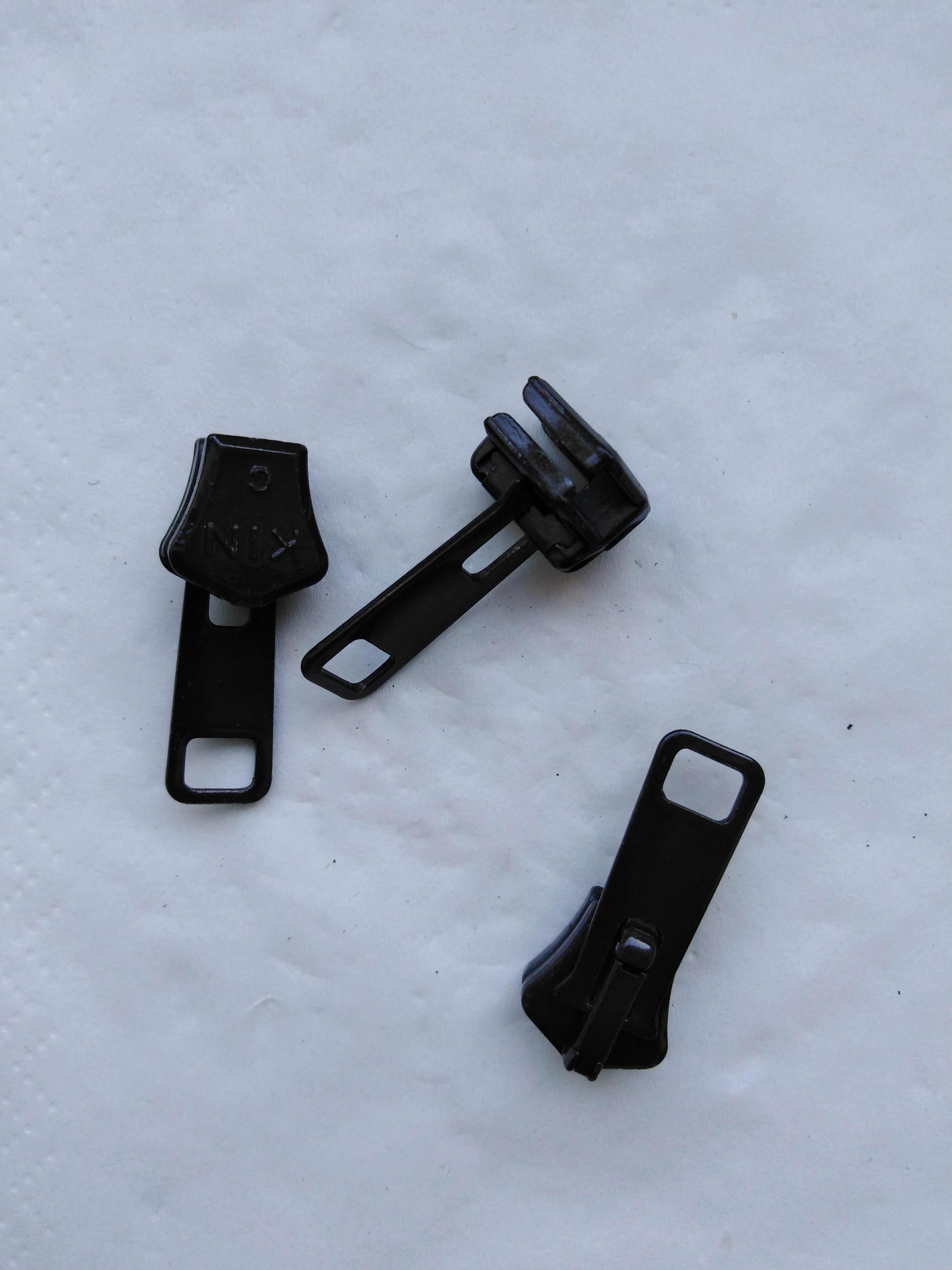 Jezdec k zipům PH6 aretační lakovaný tmavě hnědý