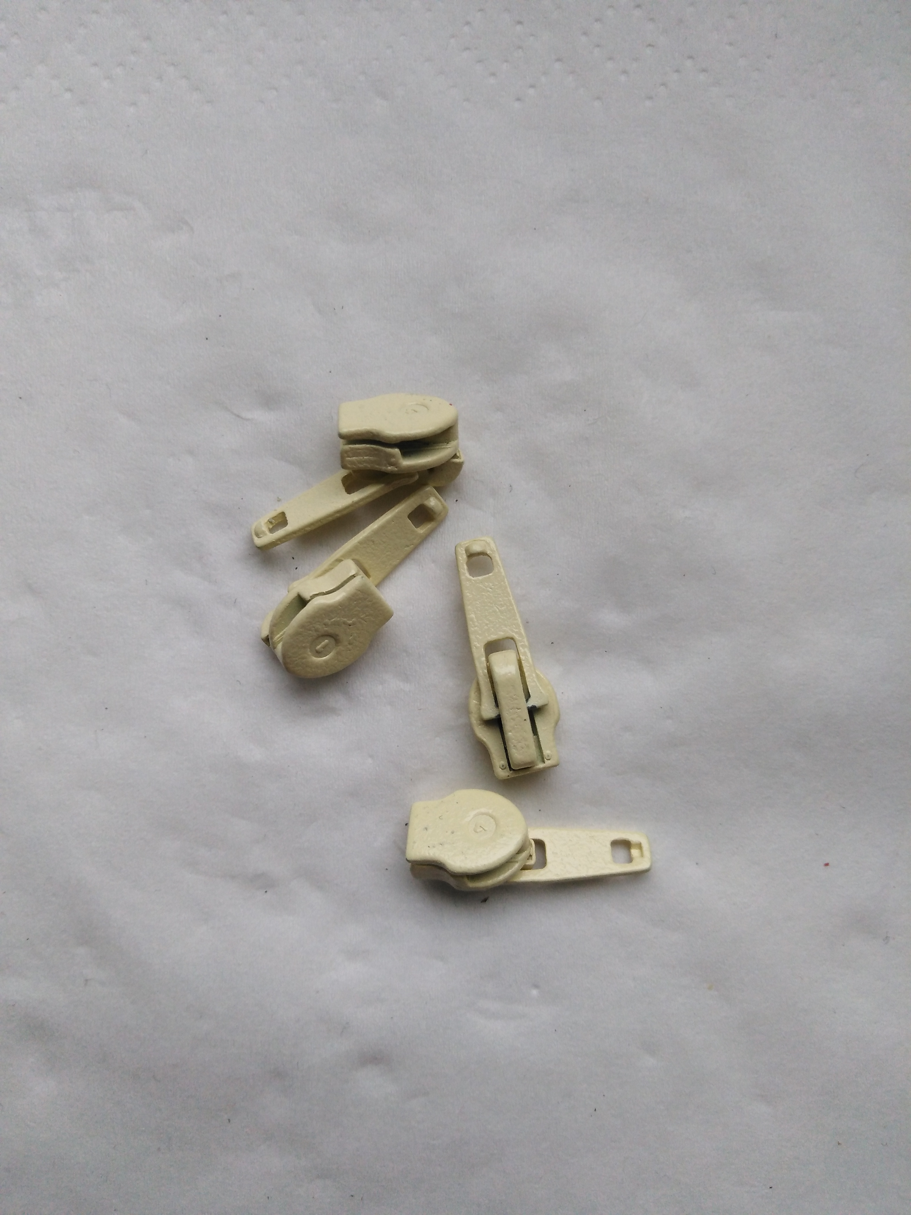 Jezdec k zipům WS0 aretační lakovaný javorový